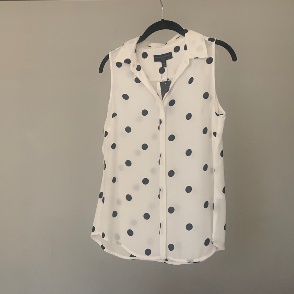 NWT collared polka dot sleeveless top, banana republic, petite size small